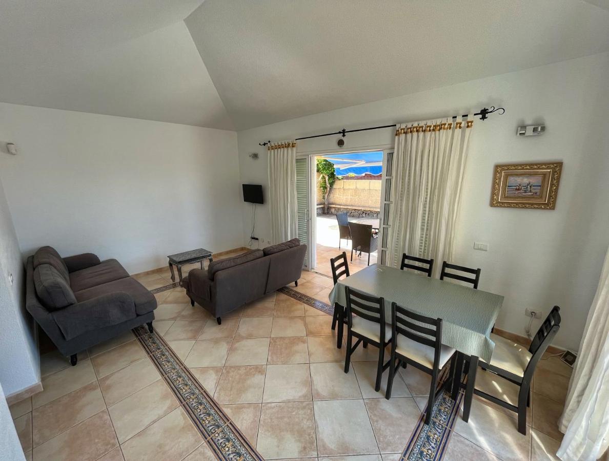 Villa Isabel Адехе Экстерьер фото